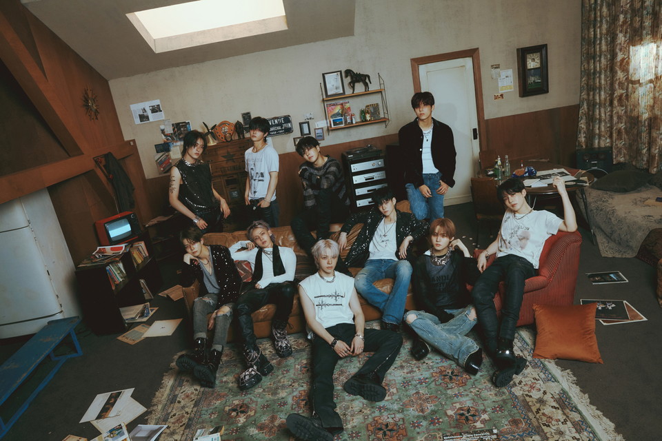 TREASURE Video & Live Special