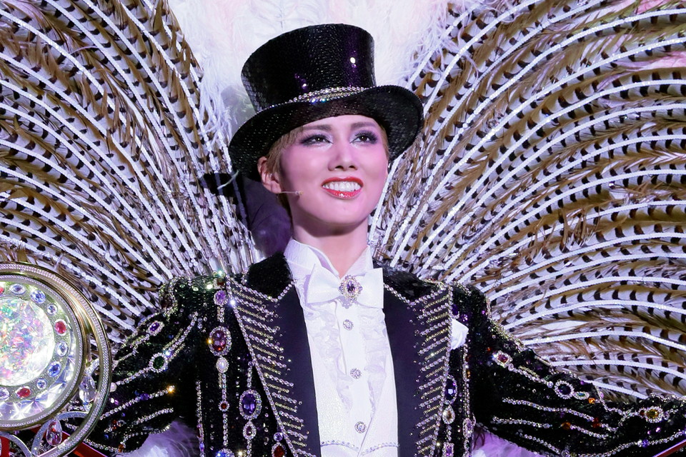 『ジュエル・ド・パリ!!』（'23年雪組・宝塚・千秋楽）