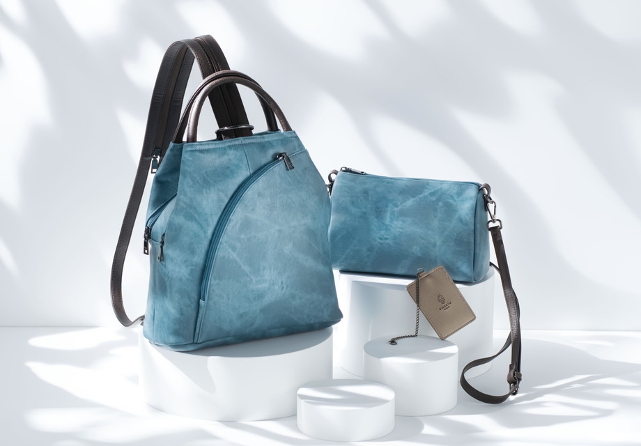 自社開発のこだわり素材フィレンツェ生まれBAGグッシオイタリー